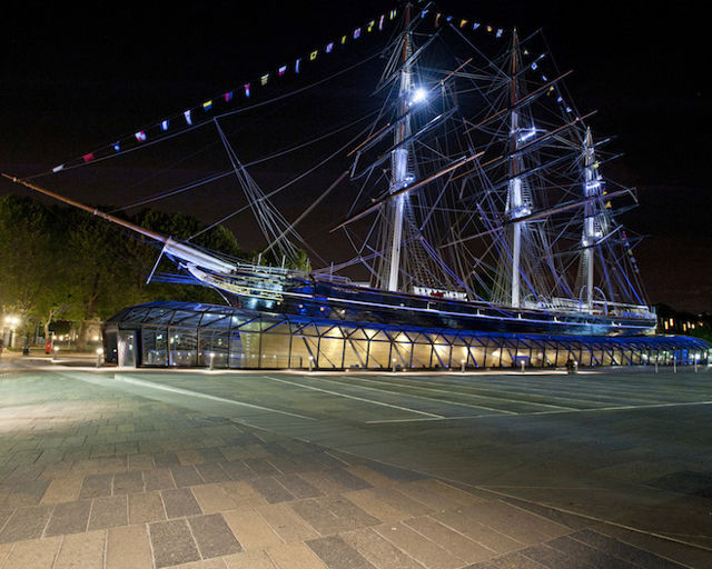 Cutty Sark Side View Night Web